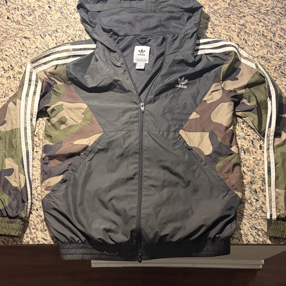 Adidas Camouflage Puffer Jacket - Gray and Green